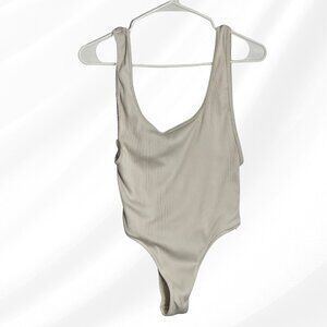 2/$30 Zara Womens Cream Ribbed Bodysuit Size M